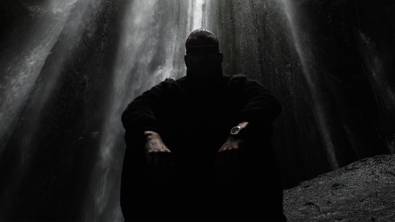 RAF Camora's 'ANTHRAZIT FOREVER' Out Now! Pre-Order the Single Vinyl 🎶