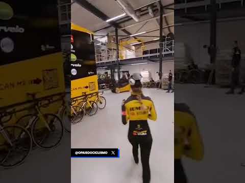 This drone tour of Jumbo-Visma HQ is simply amazing! 😍 #Shorts