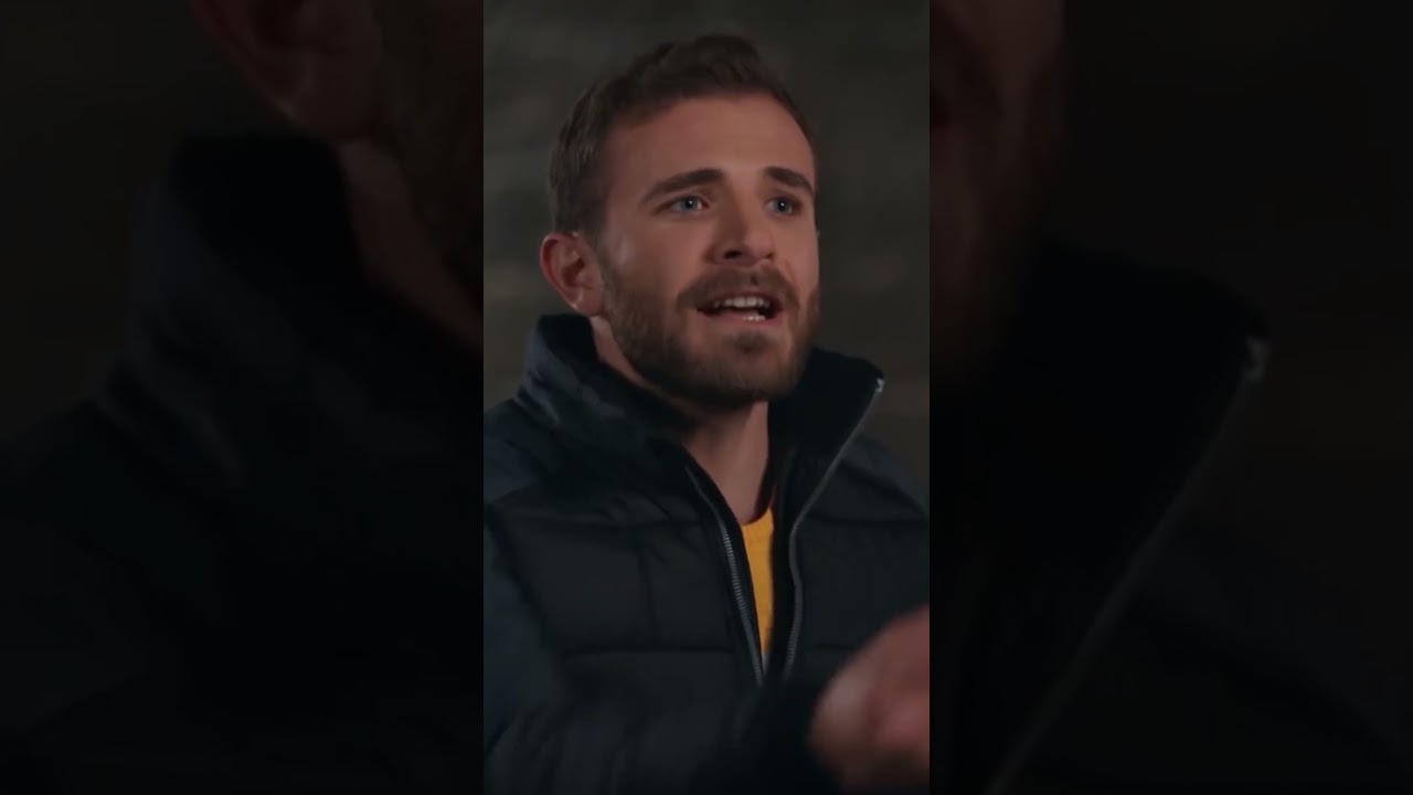 حمل حبيبتو على ضهرو ليلاً ورافقها لأهلها 🌙 | البحر الأسود #Shorts