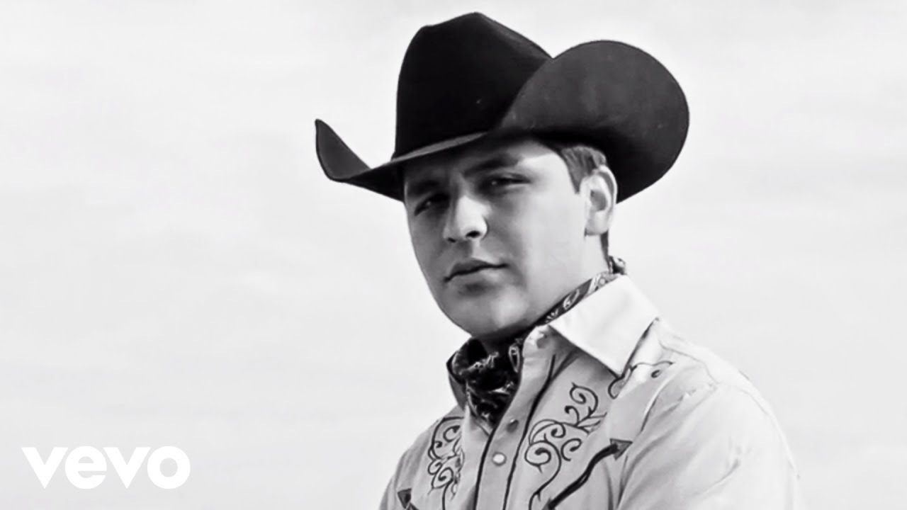 Christian Nodal - De Los Besos Que Te Di 🎶