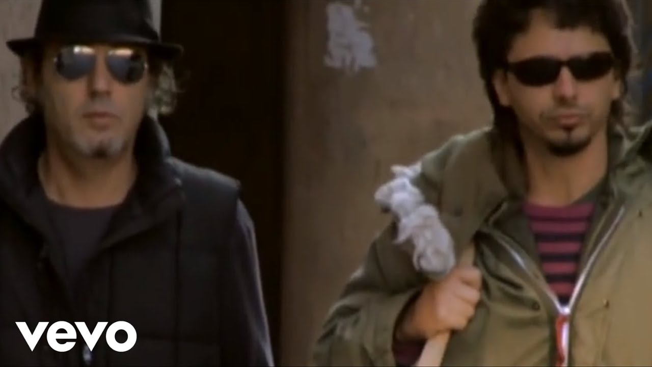 Luca Carboni & Riccardo Sinigallia - Ho Visto Degli Zingari Felici