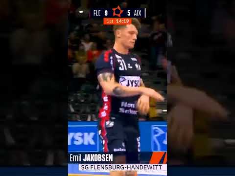 What a spin by Emil Manfeldt Jakobsen from SG Flensburg!!!😱😱😱