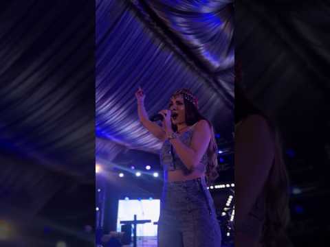 @OtiliaBilioneraOfficial - making show in Islamabad! #show #live #goodmusic