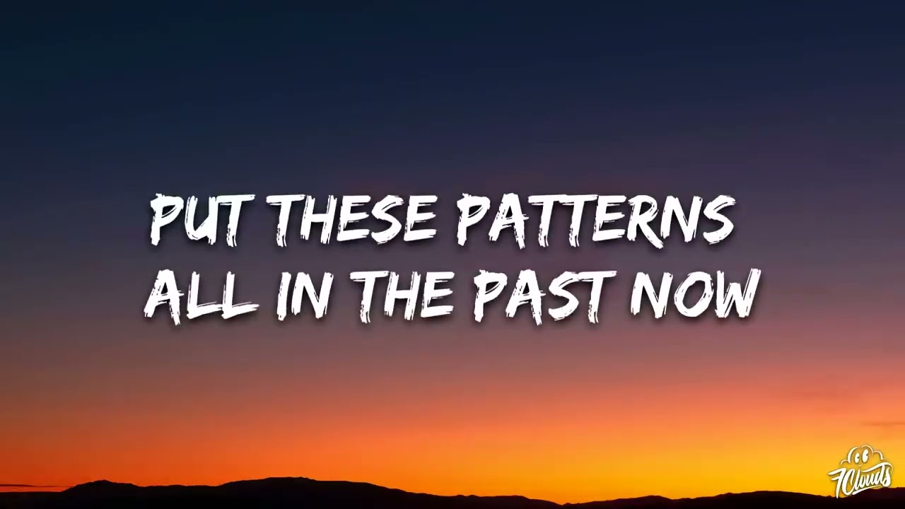 Golden Lyrics Display ✨