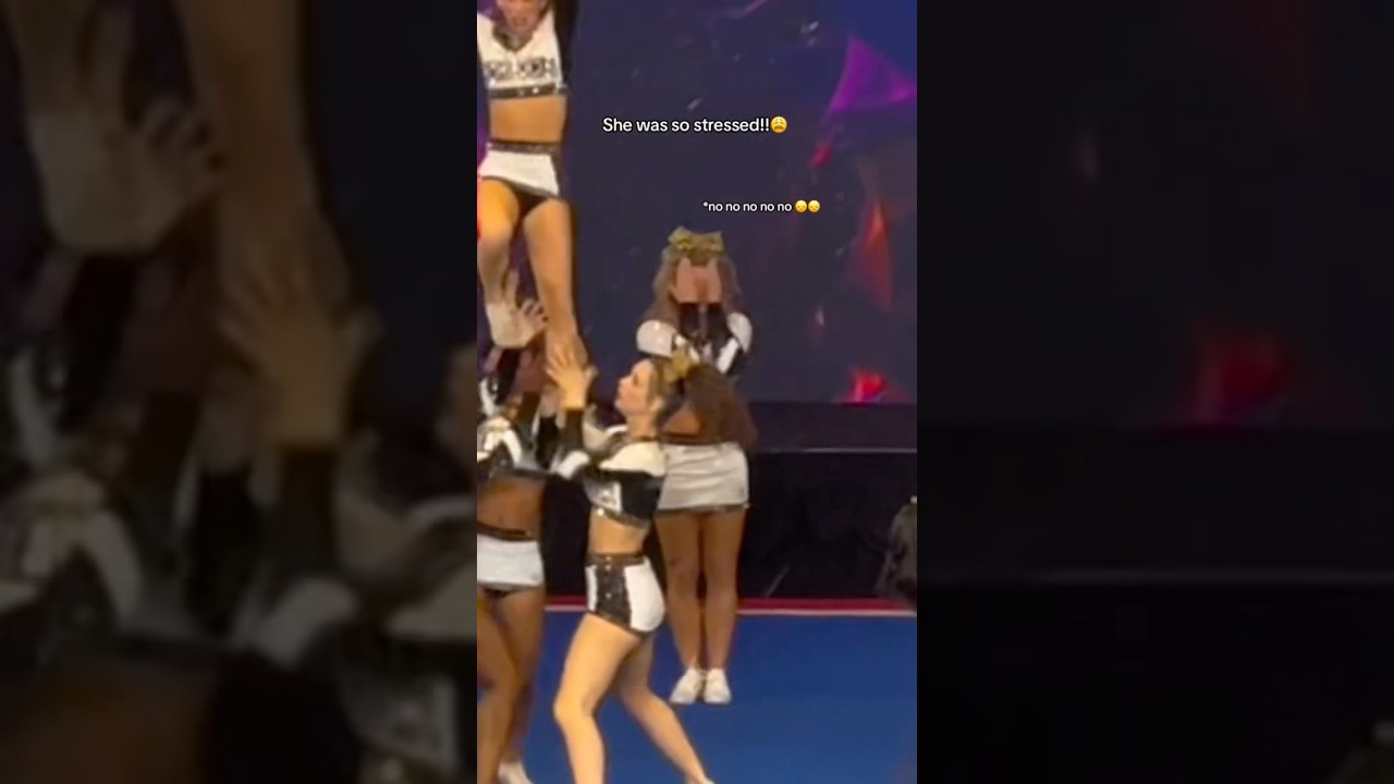😭 #allstarcheer #cheerleading #cheerstunts #cheer #cheerleader #cheerworlds #wcss #shootingstars