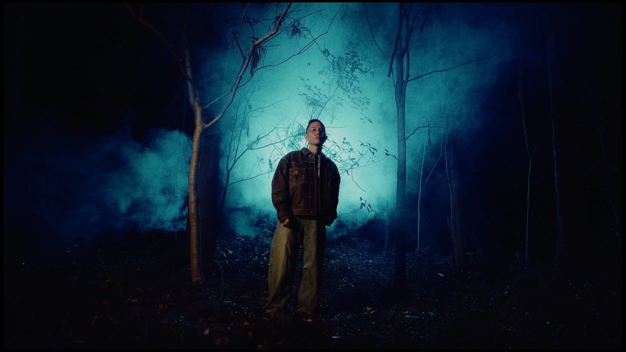 Tiji Jojo - White T-Shirt 2 (Official Video)