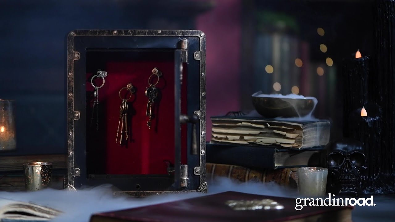 Grandin Road Deluxe Animated Safe 🔑