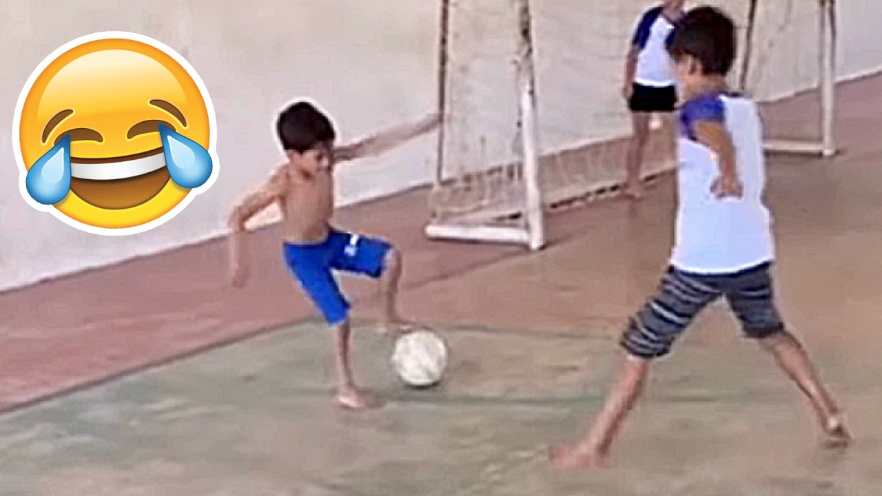 2025 Hilarious Football Fails & Skills 😂