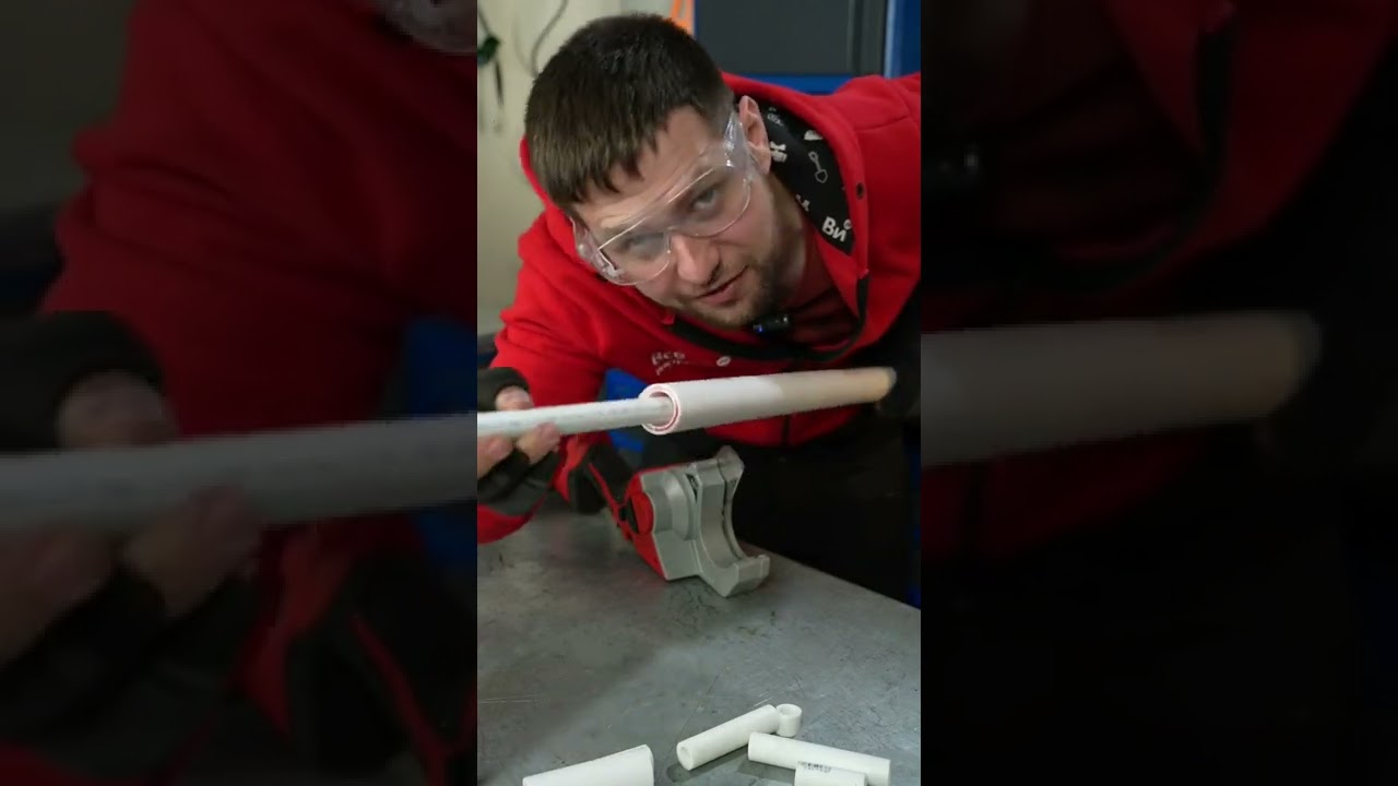 Аккумуляторный труборез Milwaukee C12PPC-0 — Надежное решение для ремонта и стройки 🛠️