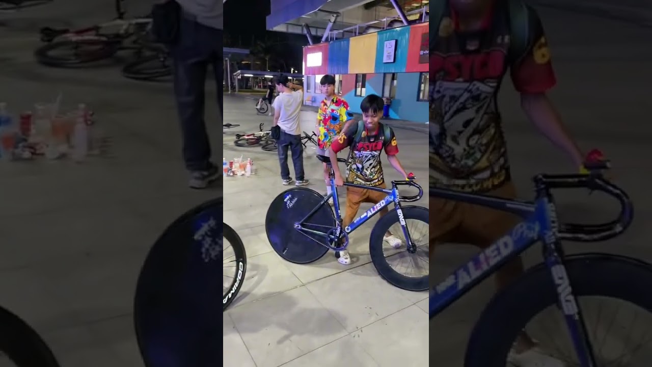 Upgrade Your Ride with Stunning Carbon Rims π²