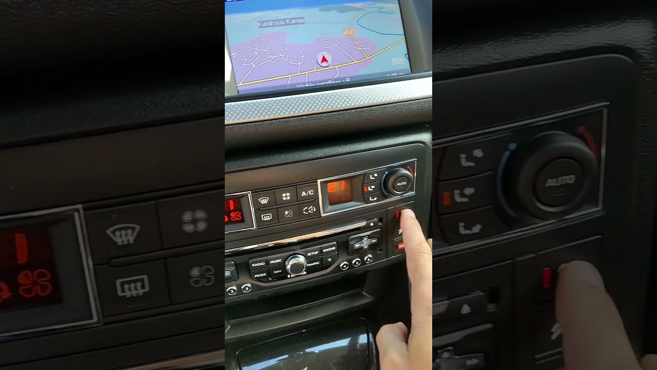 How to Enable or Disable Automatic Door Locking on the Citroen C5 X7 🚗