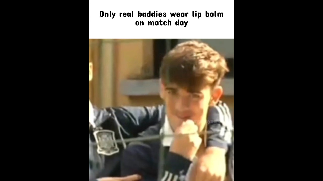 Hector and Gavi Show Off Their Lip Balms Before the Match! 💋