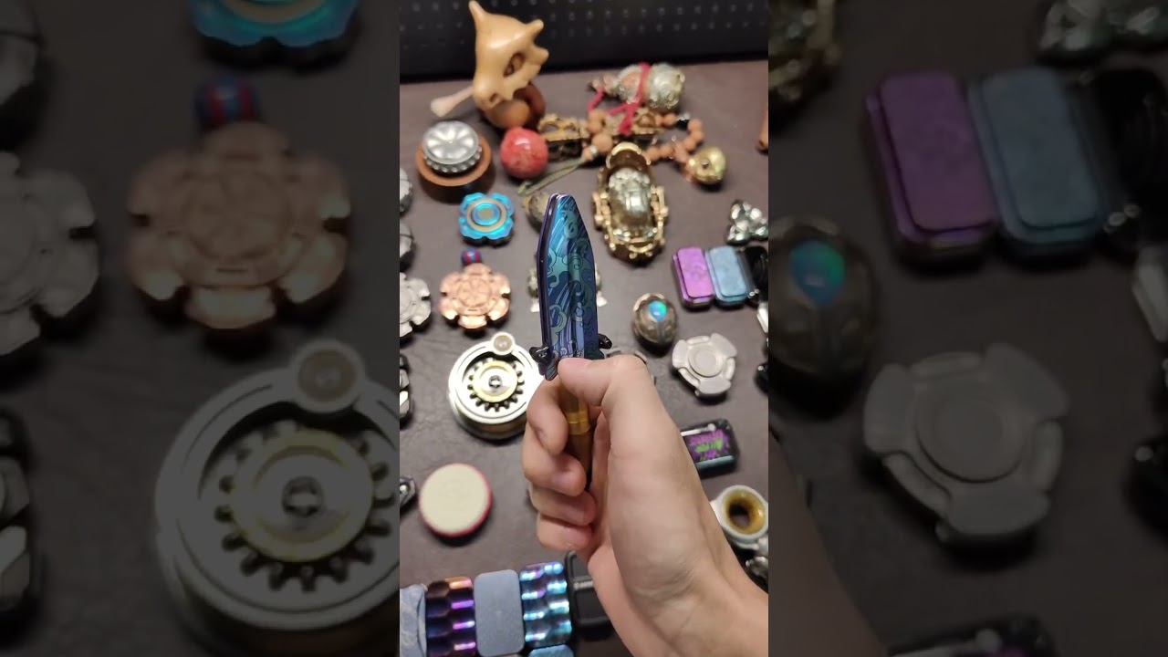 My Top EDC Essentials for Soothing Anxiety ✨ — What's in Your Bag?