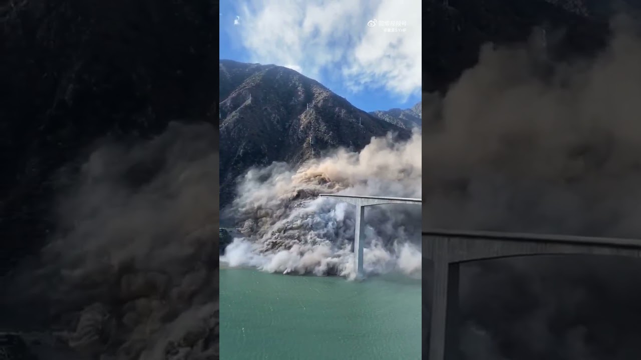 SCENE: Bridge collapsed in SW China’s Sichuan after cracks were detected; no injuries reported