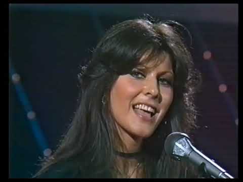 Claudia Mori e Adriano Celentano Non succederà più Sanremo 30.01.1982