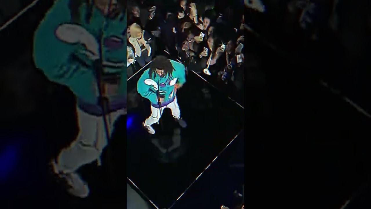J. Cole Shows Respect to 21 Savage in Epic Performance โ