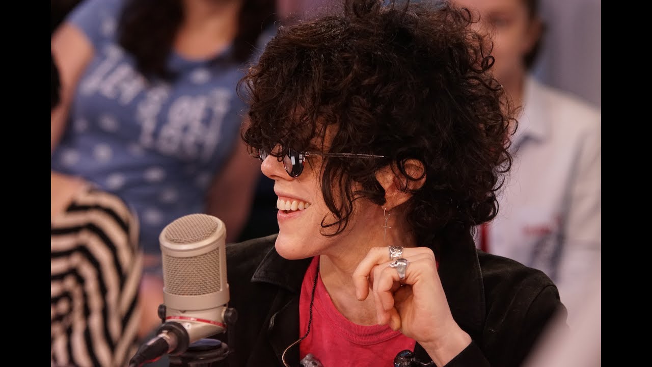 LP — Lost on You Acoustic Performance on Europa Plus