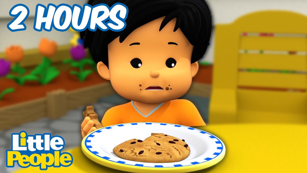 Kobe Enjoys Cookies | 2-Hour Little People Episodes
