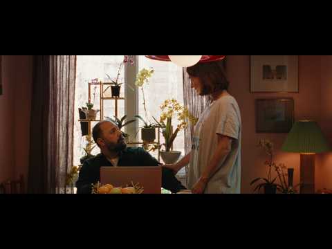 Bande-annonce du film 'Deux femmes et quelques hommes' 🎬