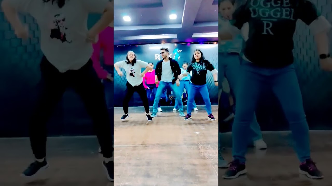 Chinta Ta Ta Chita Chita - Rowdy Rathore 🎶