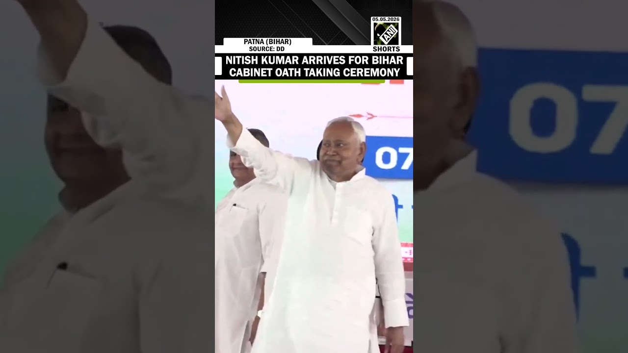 Nitish Kumar arrives for Bihar Cabinet oath taking ceremony at Gandhi Maidan in Patna, Bihar