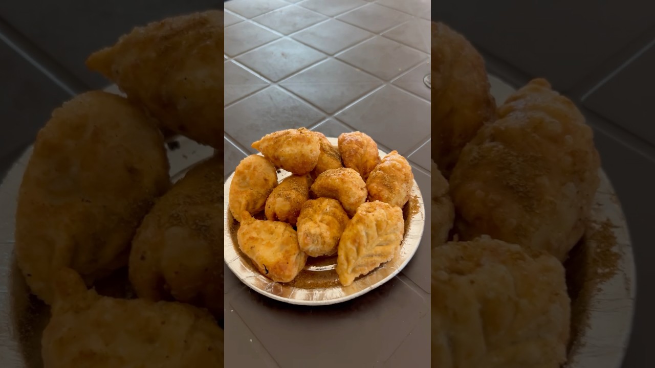 5-Second Momos Eating Challenge ✅