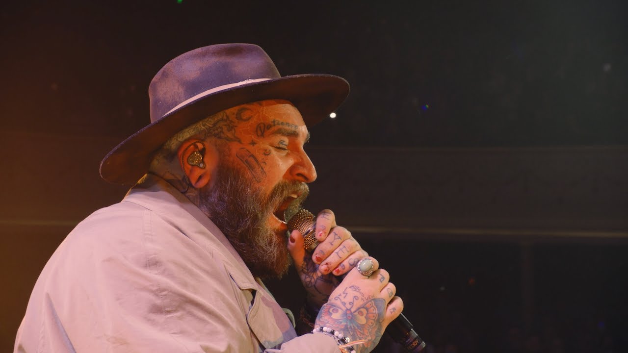 Teddy Swims Performs 'Lose Control' Live at The Ryman 🎶