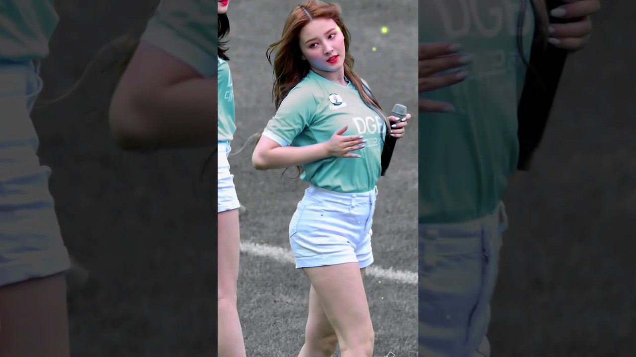 Nancy Momoland as Queen of South Korea 🇰🇷 | Full Screen Status