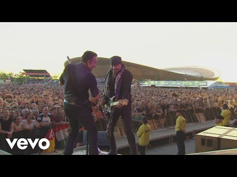 Bruce Springsteen - Glory Days (from Born In The U.S.A. Live: London 2013)