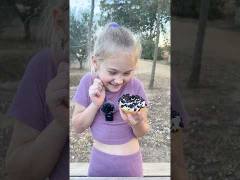 Как моя семья ест пончики😵‍💫🍩😅#funny #fastfamilylilife