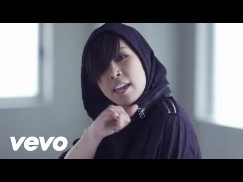 AI - INDEPENDENT WOMAN