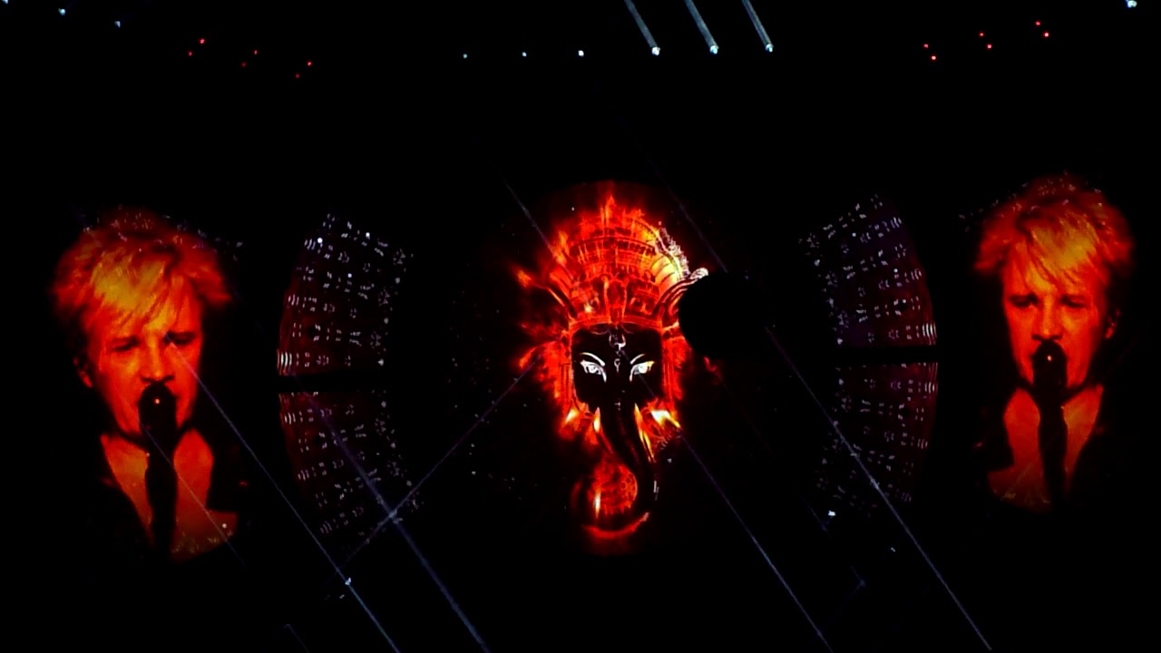 Indochine - Karma Girls - AccorHotels Arena 2018
