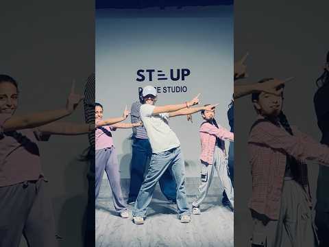 Intaha Ho Gayi Intzaar Ki 💔 | 90s Vibe Dance | Old Is Gold #trending #shorts #90ssong