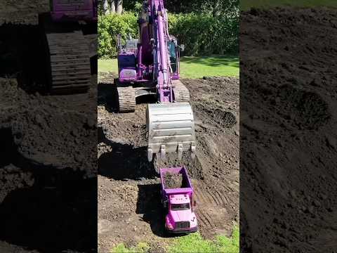 Alat Berat Excavator 🚜 Angkut Pasir ke Mobil Dam Truk Mainan! 🚛 Eps 4 #vfx #truckspotting