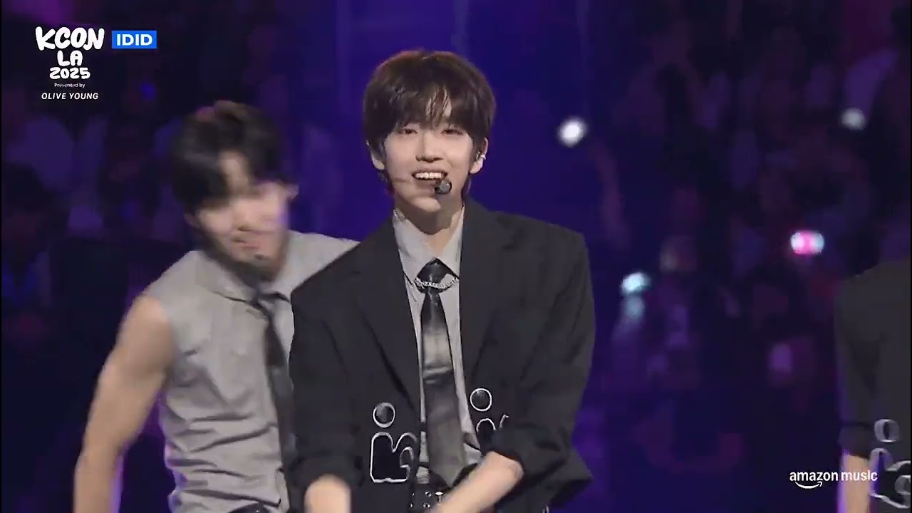 IDID's 'XO (Only If You Say Yes)' at KCON LA 2025 🎶