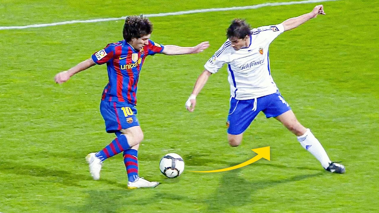 Lionel Messi's Most Incredible Dribbling Skills Ever ⚽