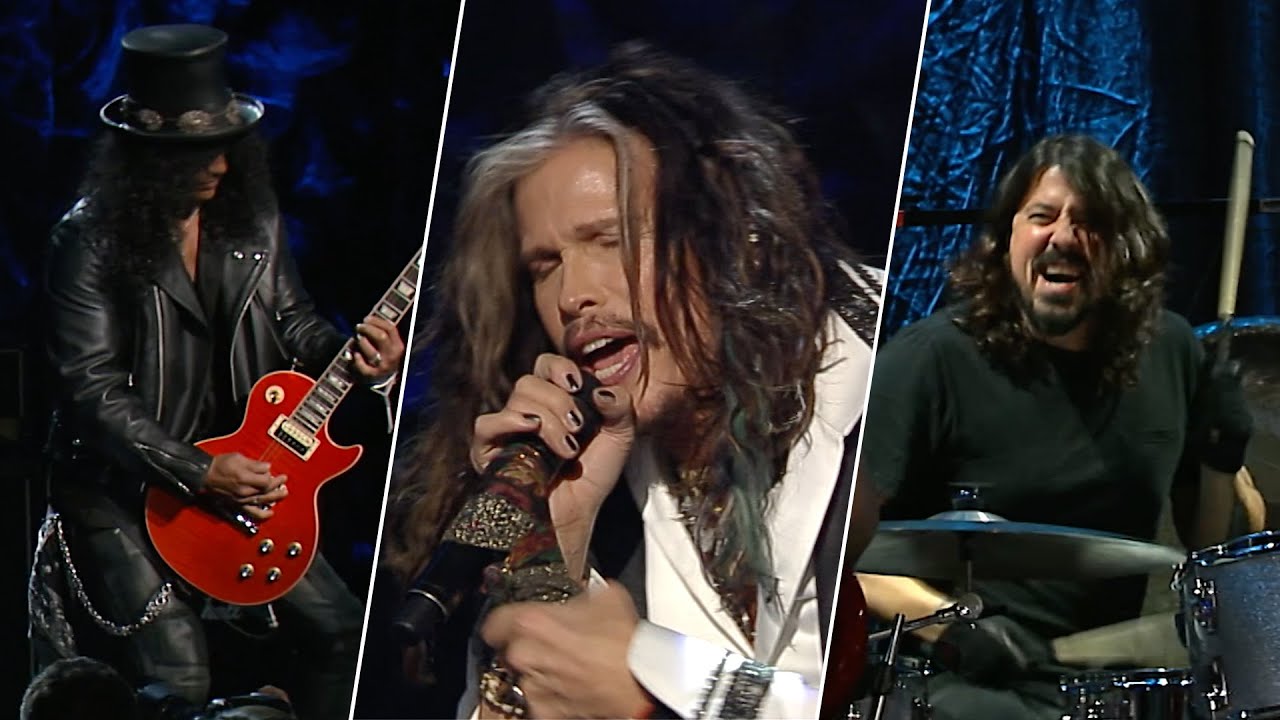 Epic Live Performance of 'Walk This Way' by Steven Tyler, Slash, Dave Grohl & Train 🎸 (2014)