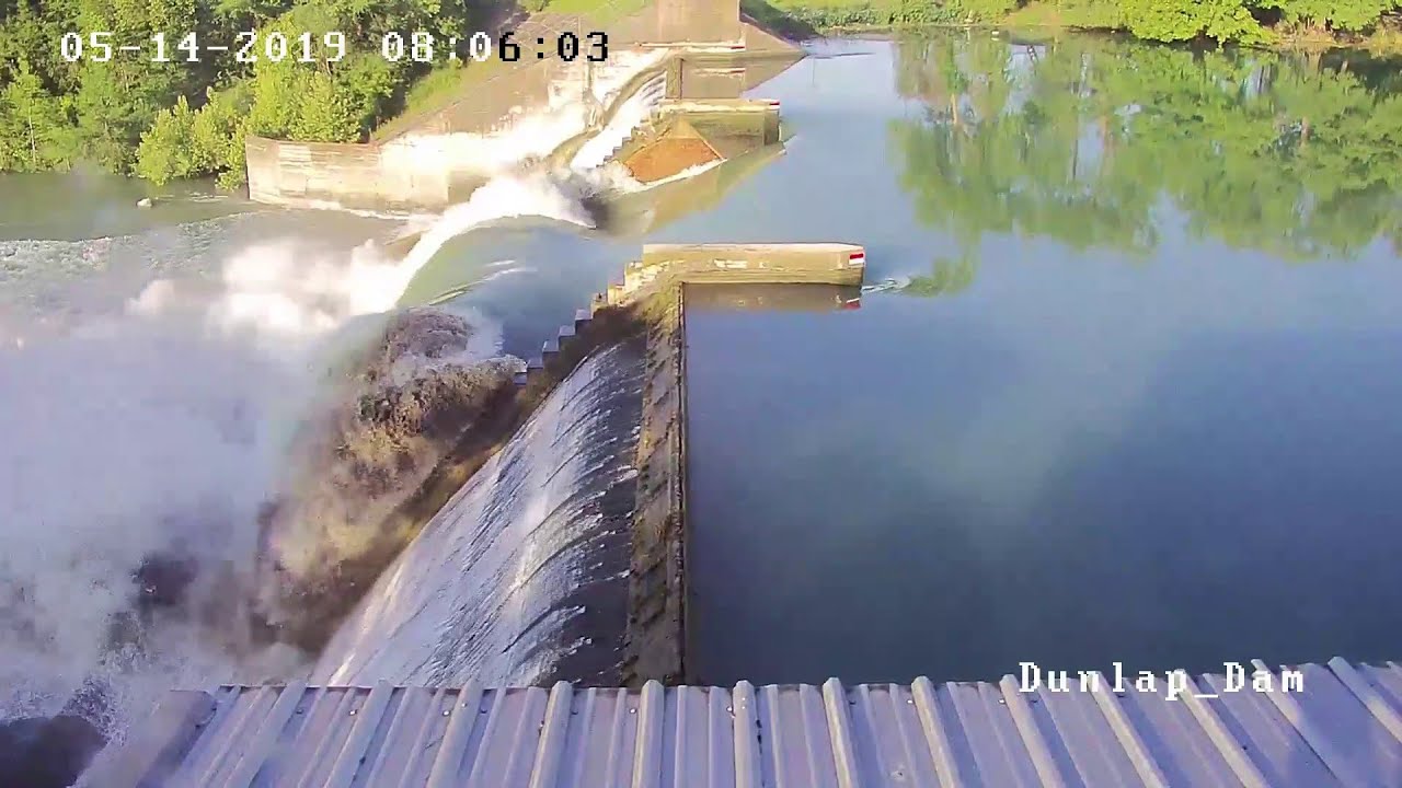 Dam Gate Collapses at Lake Dunlap π§