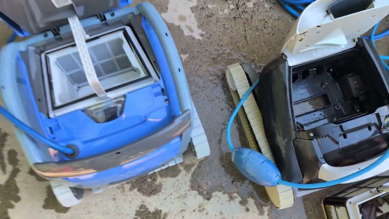 Dolphin M600 vs E20: Pool Cleaner Comparison πββοΈ