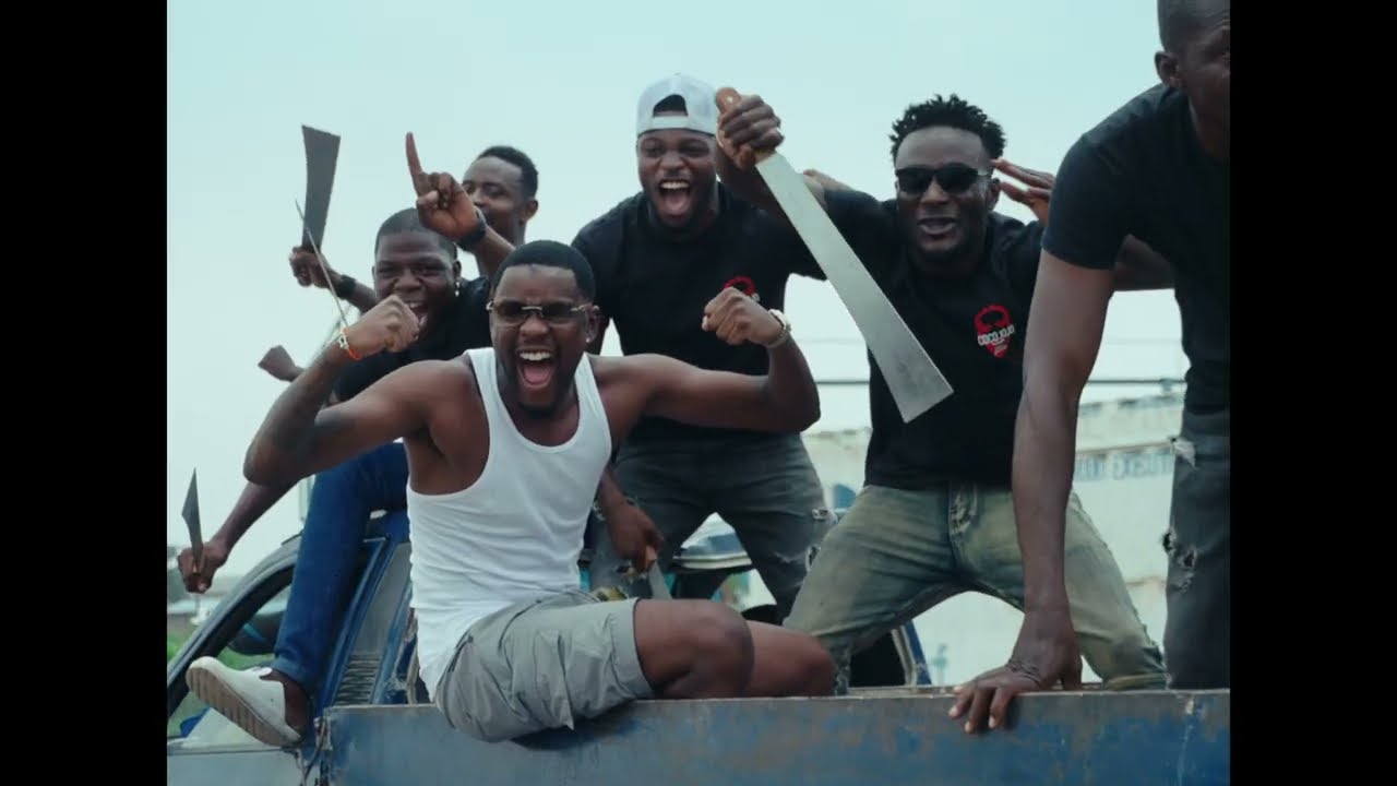 Guy2Bezbar - La Calle 5 🎶 | Clip Officiel et Streaming Disponible