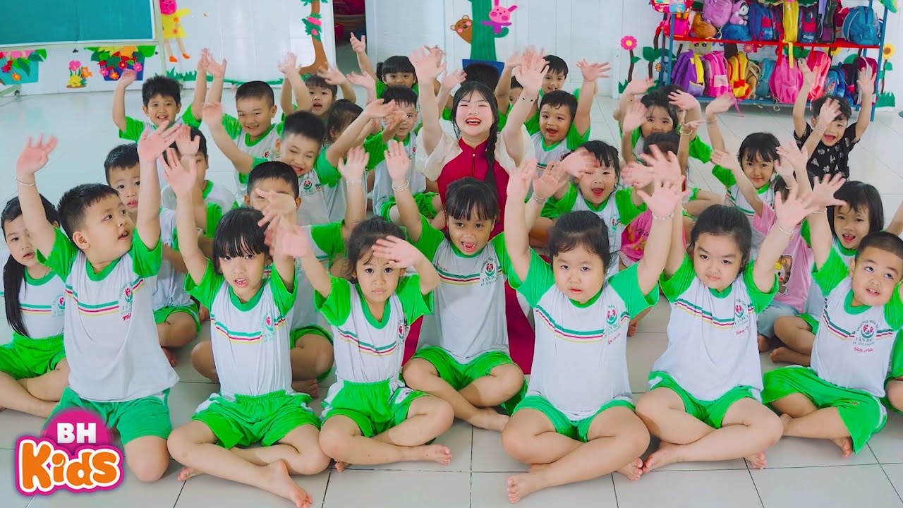 Cháu Lên Ba, Tạm Biệt Búp Bê Thân Yêu 🎶