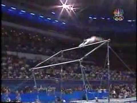 Yelena Zamolodchikova at 2000 Olympics AA Uneven Bars