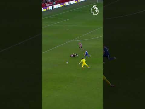 Fancy footwork from David Raya #shorts