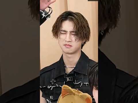 Straykids' reaction to Leeknow's answer about which part of Han he likes 😭🤣