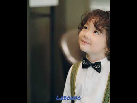 Like father like son šš#unforgettablelove #xiaobao #weizheming #huyixuan.Credit goes to Aya Nakamura