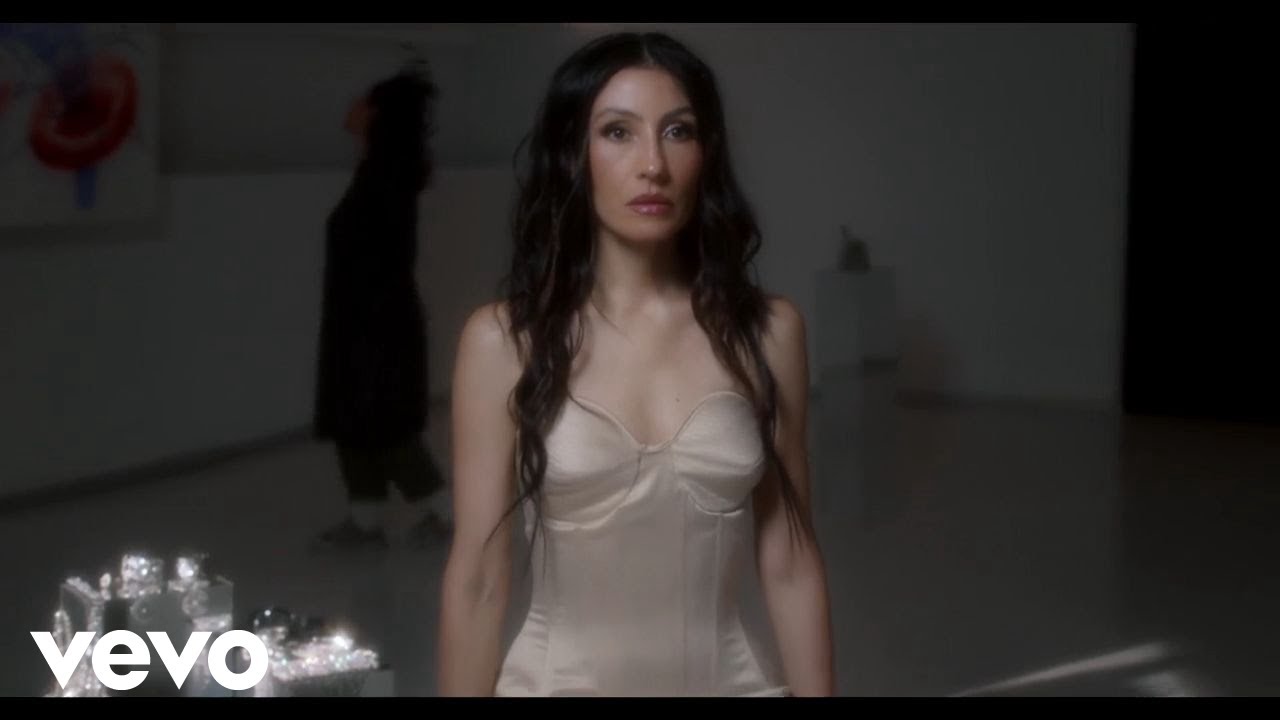 Daniela Spalla - Flores (Video Oficial)