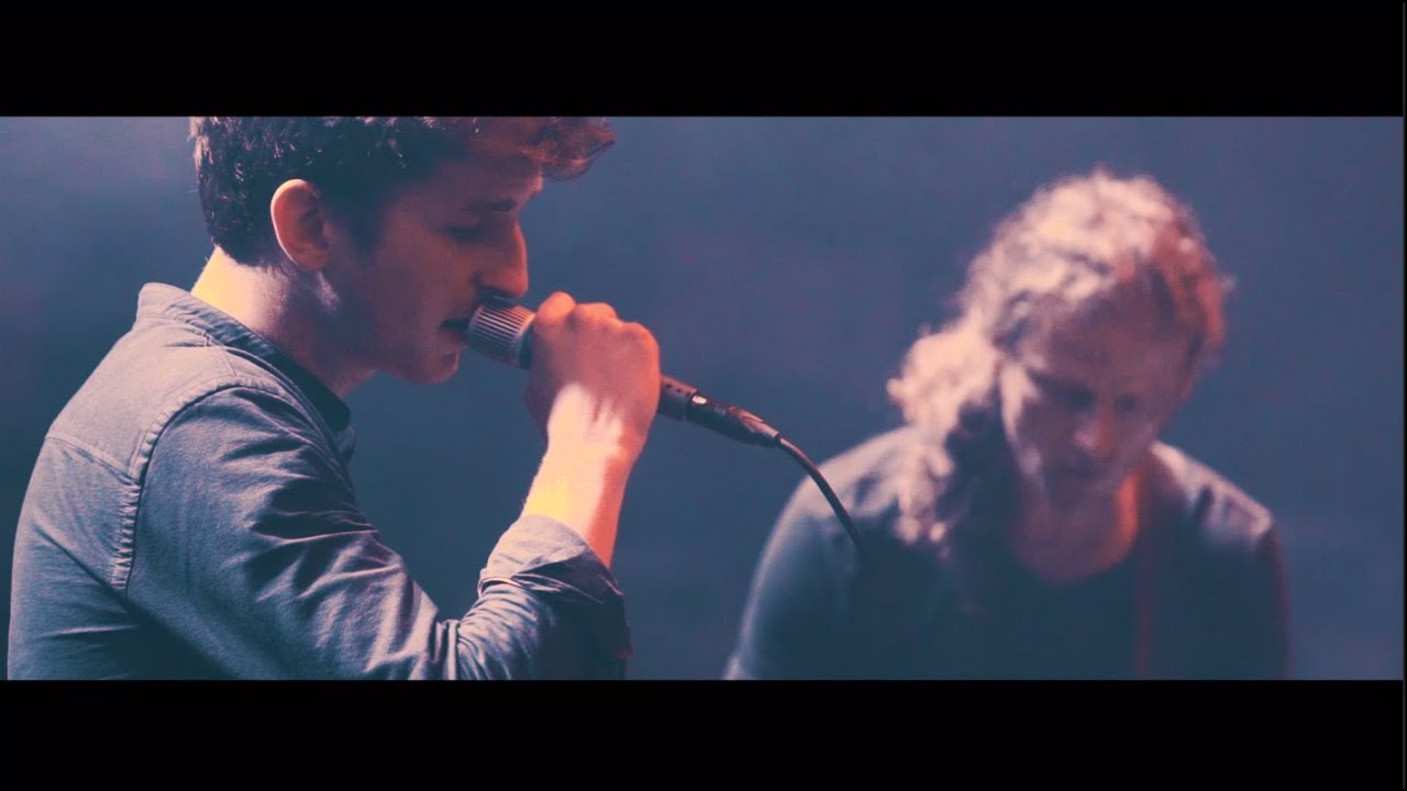 Van Jong Talent tot Ster op het Podium: Maneblusser Tout Va Bien Verbaast Iedereen 🎤