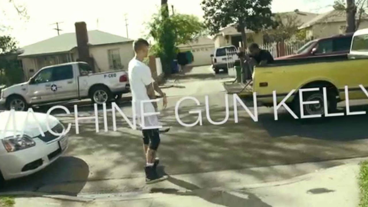 Machine Gun Kelly - Sail (Audio)