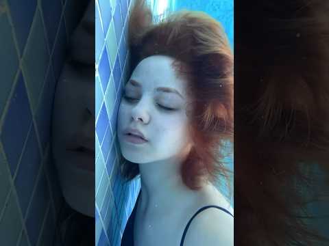 I was drowning in the water | sharks almost eat me | I barely got rid of it 😭😳