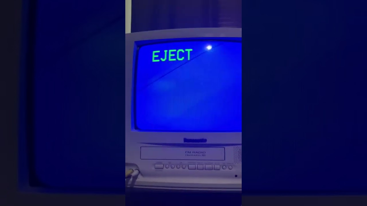 VHS Jumpscare: Testing a New TV's Built-in VCR 🚨